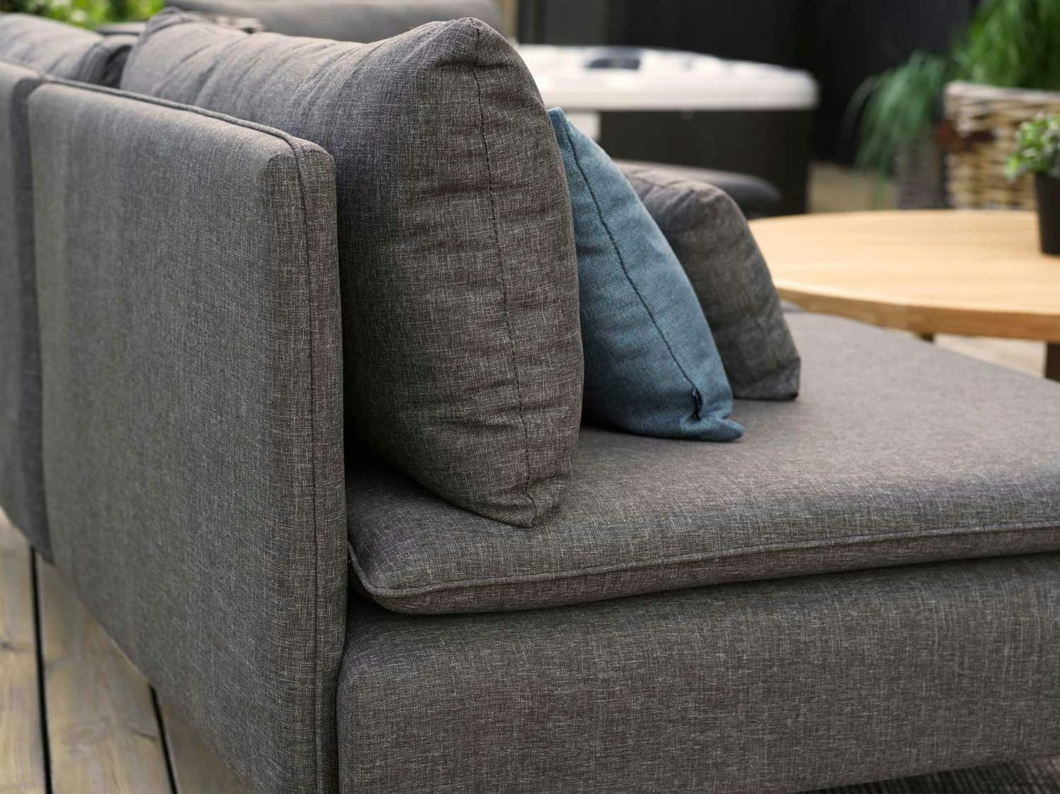 Brafab Callisto Modular Sofa Backrest 1-Seater, Onyx 4 Brafab Callisto Modular Sofa Backrest 1-Seater, Onyx - Image 2