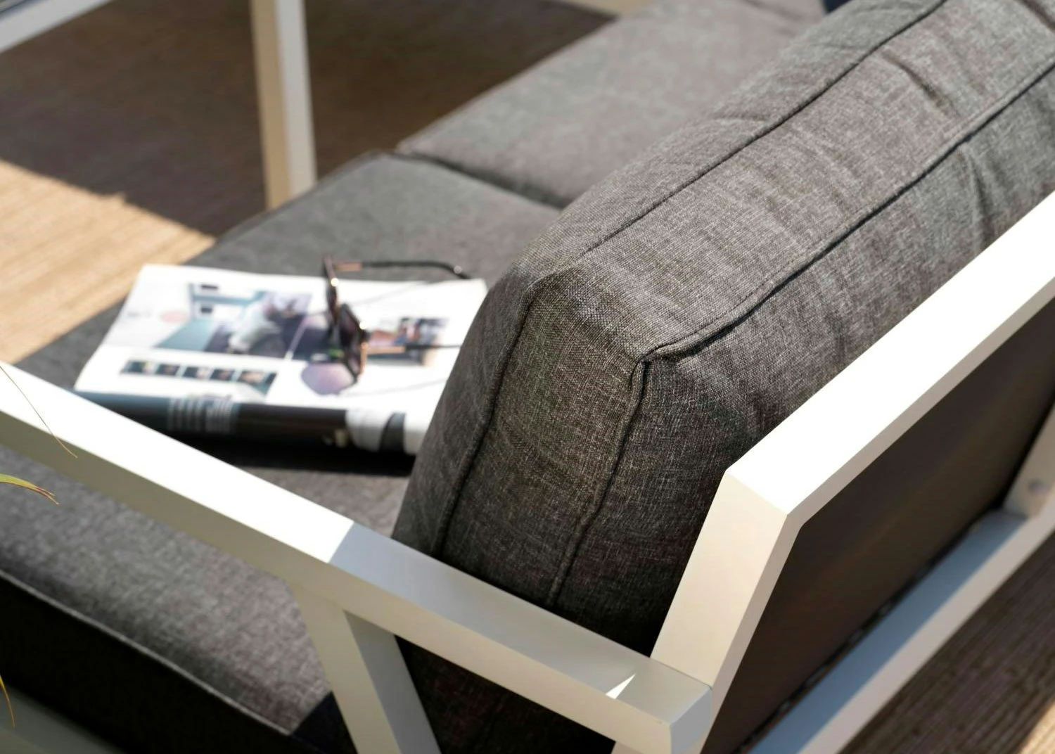 Brafab Rana Lounge Set Low 5 Seats, White/Anthracite 5 Brafab Rana Lounge Set Low 5 Seats, White/Anthracite - Image 3