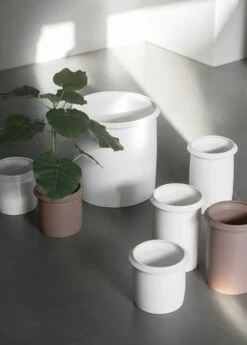 DBKD Kruset Pot Matte White, Small -Hay Store dbkd kruset pot matte white 1