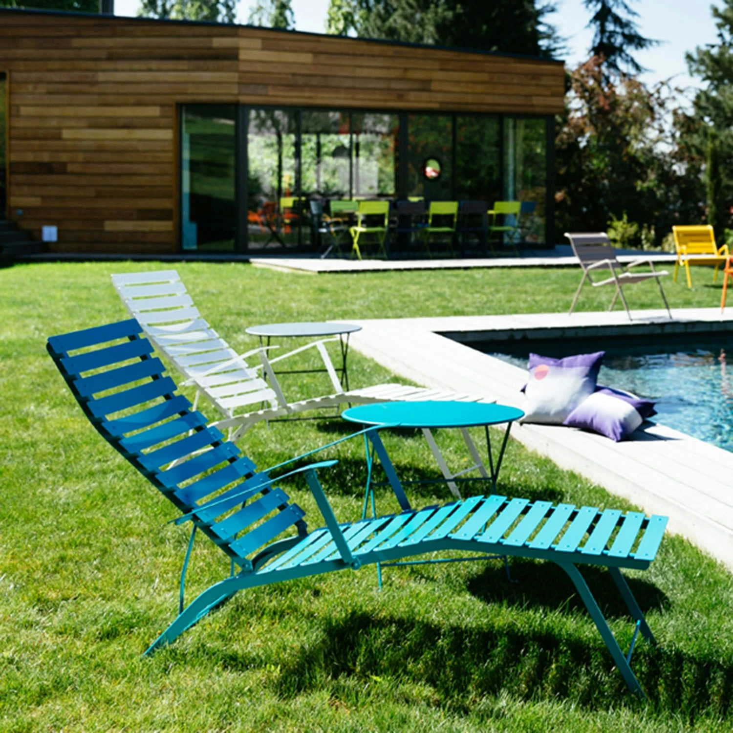 Bistro Chaise Longue, Frosted Lemon 4 Bistro Chaise Longue, Frosted Lemon - Image 2