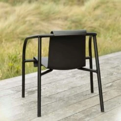 NAMI Lounger, Black -Hay Store houe nami lounge chair monocolor olive green 6