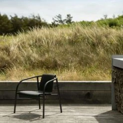 NAMI Lounger, Black -Hay Store houe nami lounge chair monocolor olive green 7