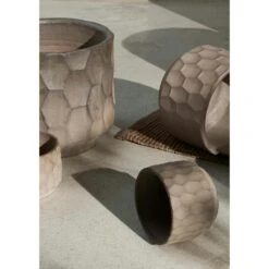 Kähler Gro Flowerpot 21,5 Cm, Light Sand 12 Kähler Gro Flowerpot 21,5 Cm, Light Sand -Hay Store kahler gro flowerpot light sand 1