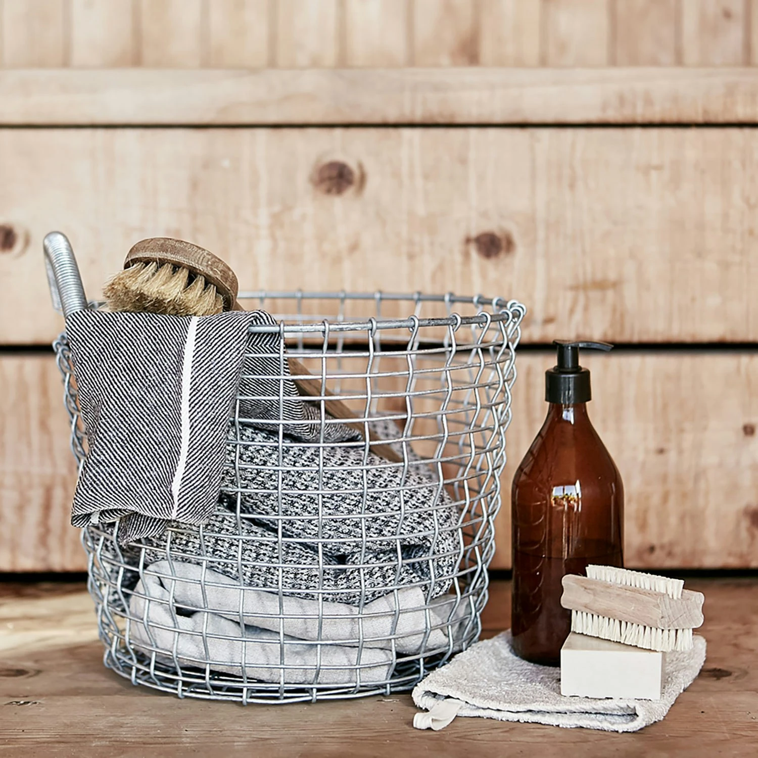 Korbo Bin 16 Basket, Galvanized 4 Korbo Bin 16 Basket, Galvanized - Image 2