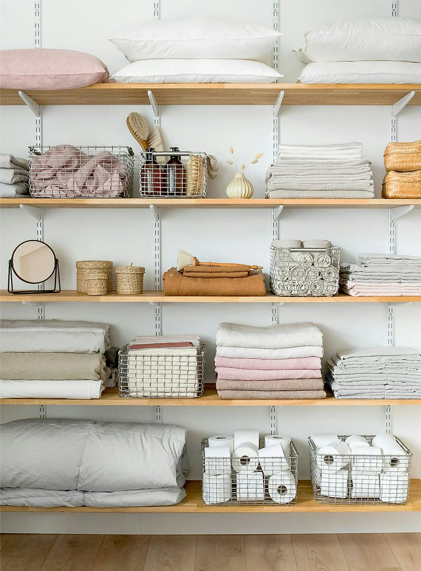 Korbo Rectangular 15 Basket, Brass 6 Korbo Rectangular 15 Basket, Brass - Image 4