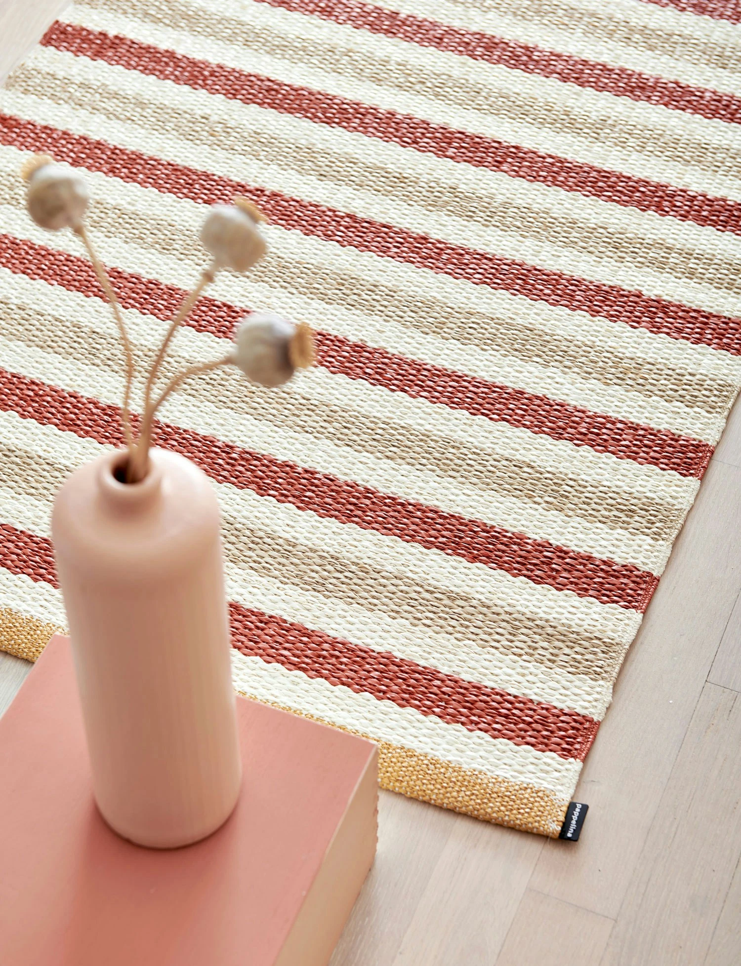 Teo Rug Brick Red / Beige / Vanilla, 140x200 Cm 4 Teo Rug Brick Red / Beige / Vanilla, 140x200 Cm - Image 2