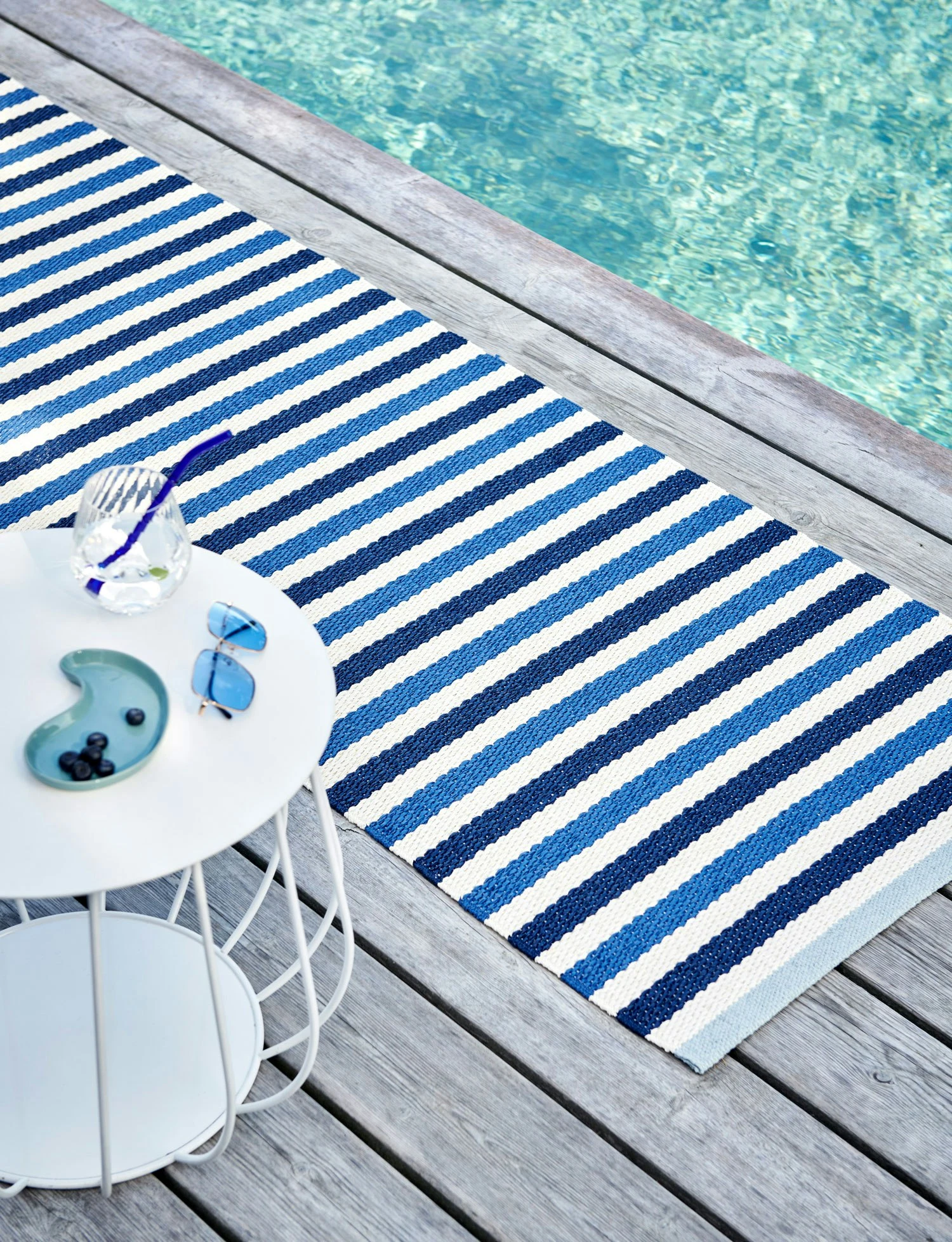 Teo Rug Denim / Dark Blue / Vanilla, 140x200 Cm 4 Teo Rug Denim / Dark Blue / Vanilla, 140x200 Cm - Image 2