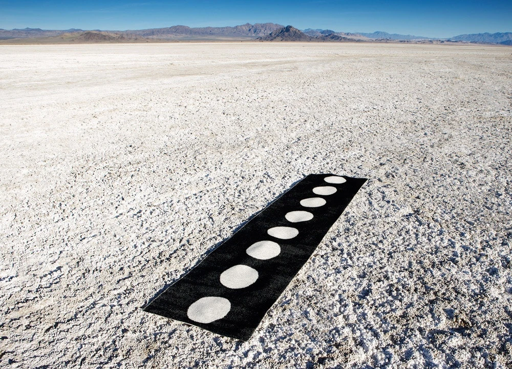 Vera Rug 70x375 Cm, Warm Grey/Vanilla 5 Vera Rug 70x375 Cm, Warm Grey/Vanilla - Image 3